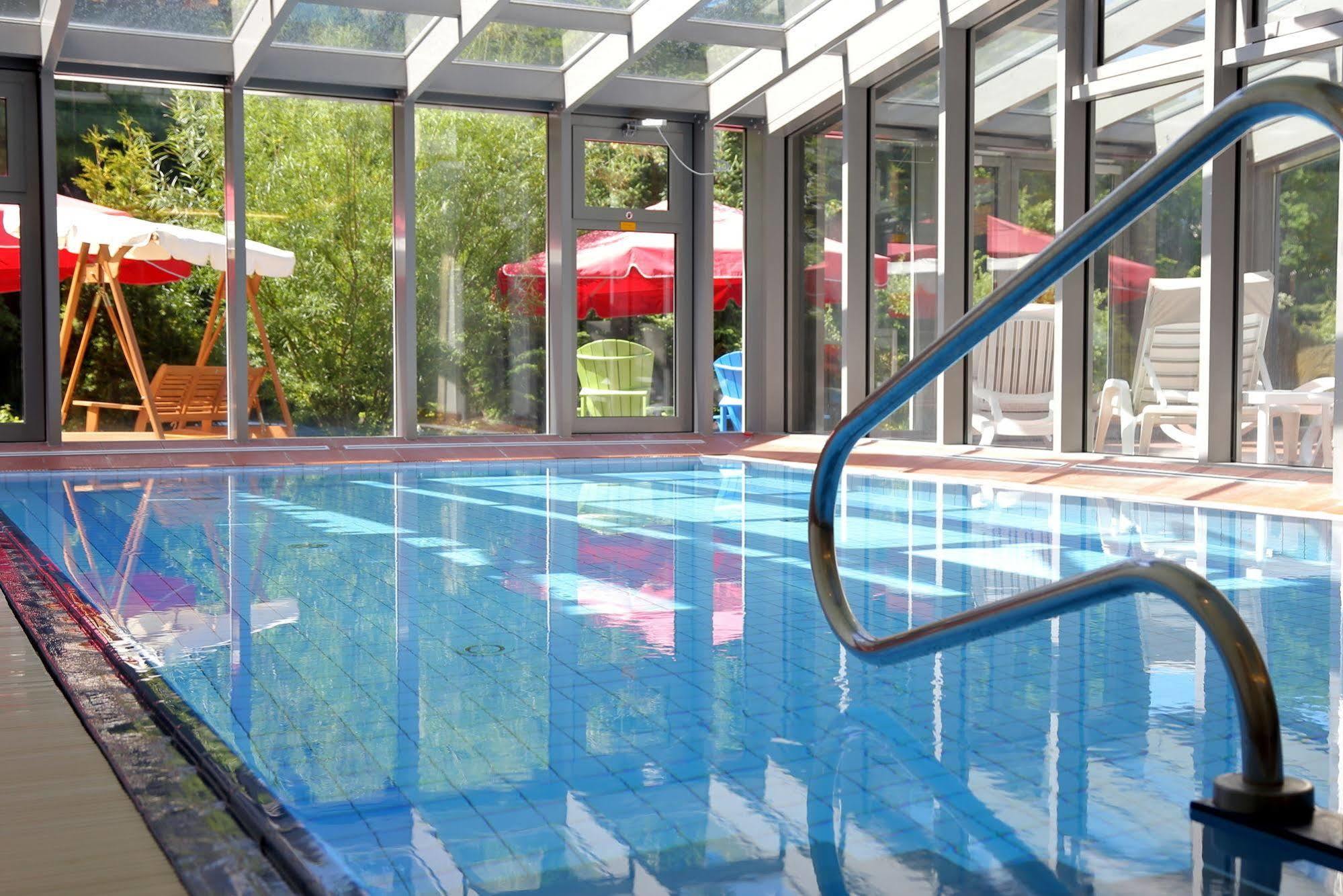 Hotel Asgard ซินโนวิทซ์ ภายนอก รูปภาพ